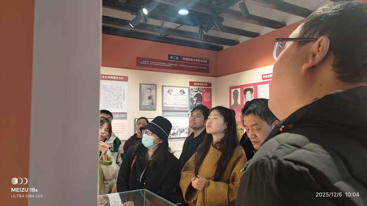 说明: D:\xwechat_files\wxid_7gg54ut5dc8i22_cb16\temp\RWTemp\2025-12\fa8bf4686fdbac5bb0c9870ae6cd02ed\048720c3d9b7d11fe84b075523724214.jpg