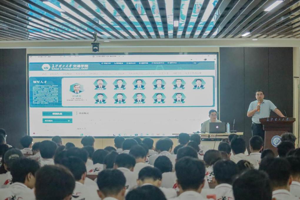 a772262dbf0c845059f4bcc3cd272f4e